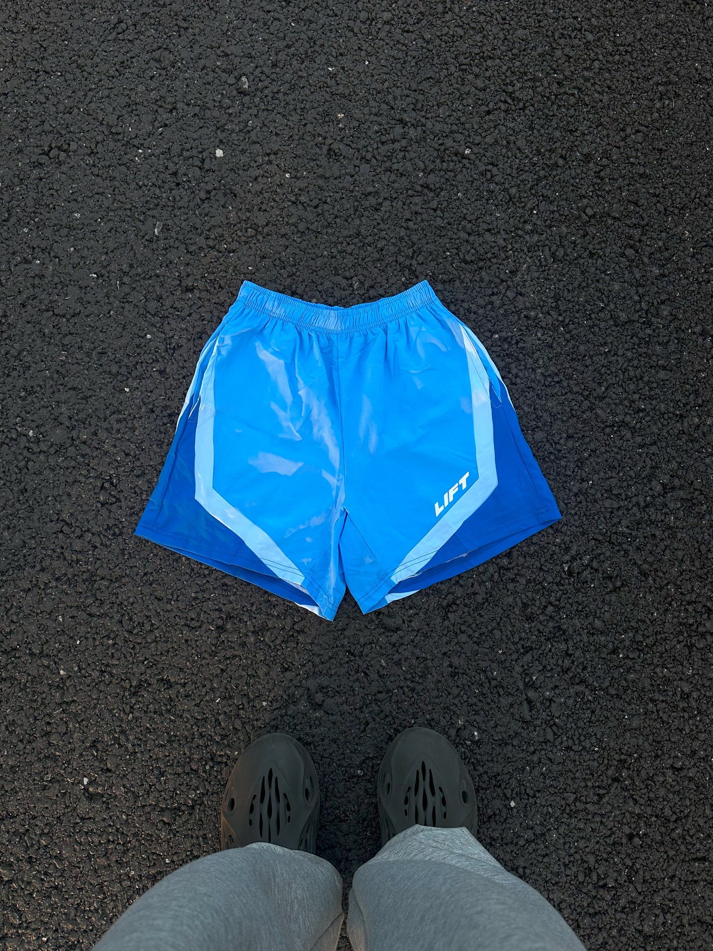 TRIPLE BLUE SHORTS