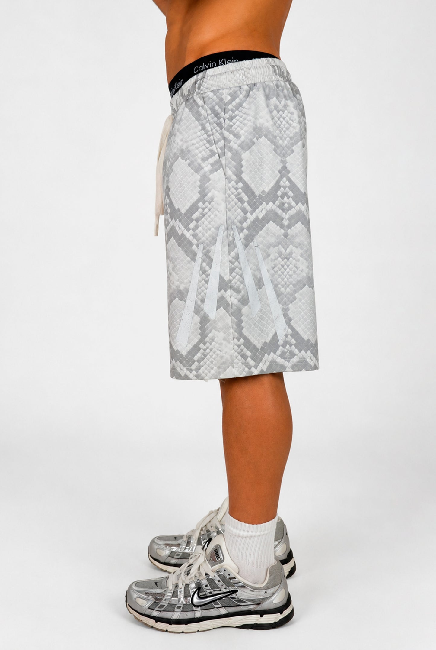 LIGHTWEIGHT SNAKE SHORTS