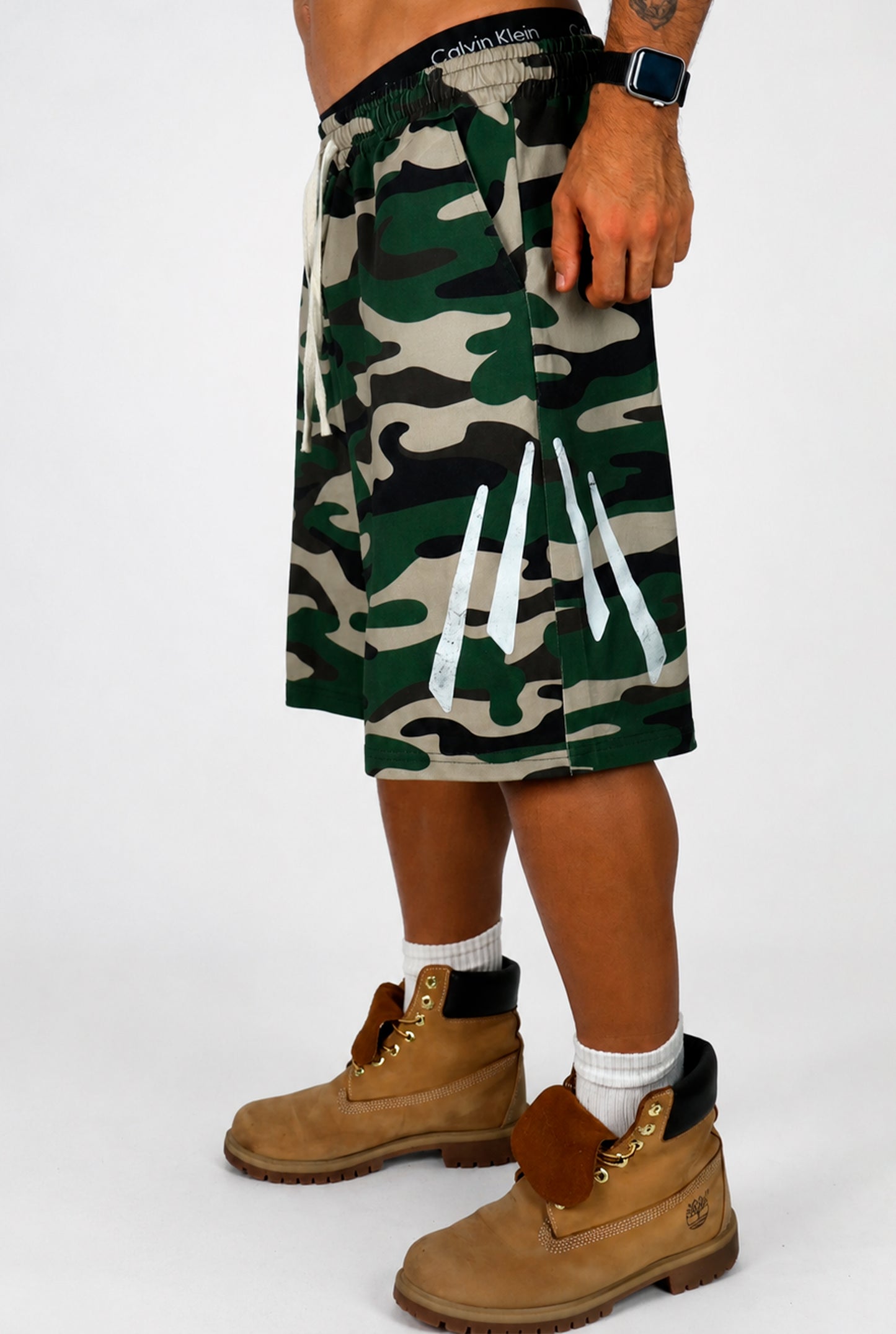 LIGHTWEIGHT CAMO SHORTS