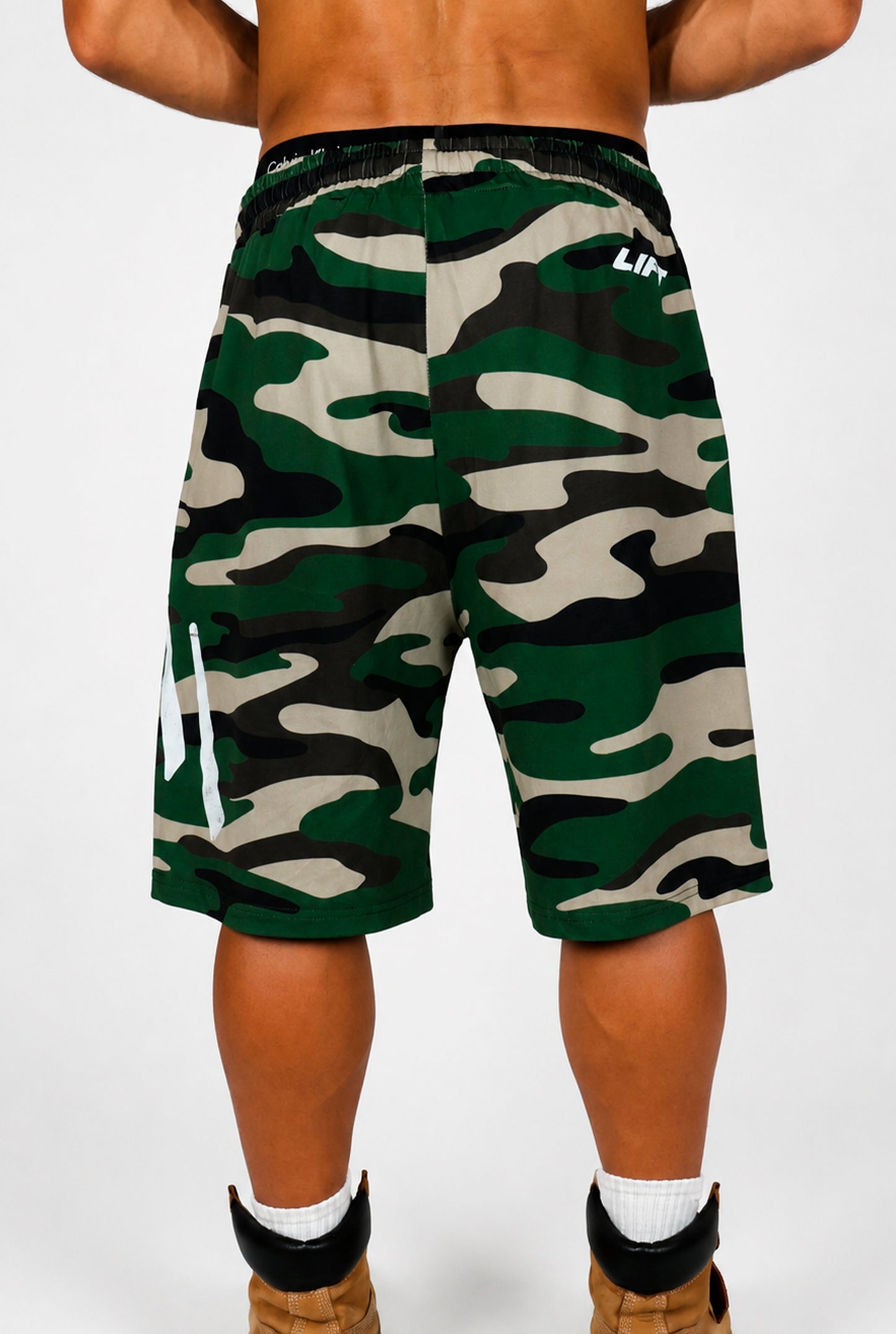 LIGHTWEIGHT CAMO SHORTS