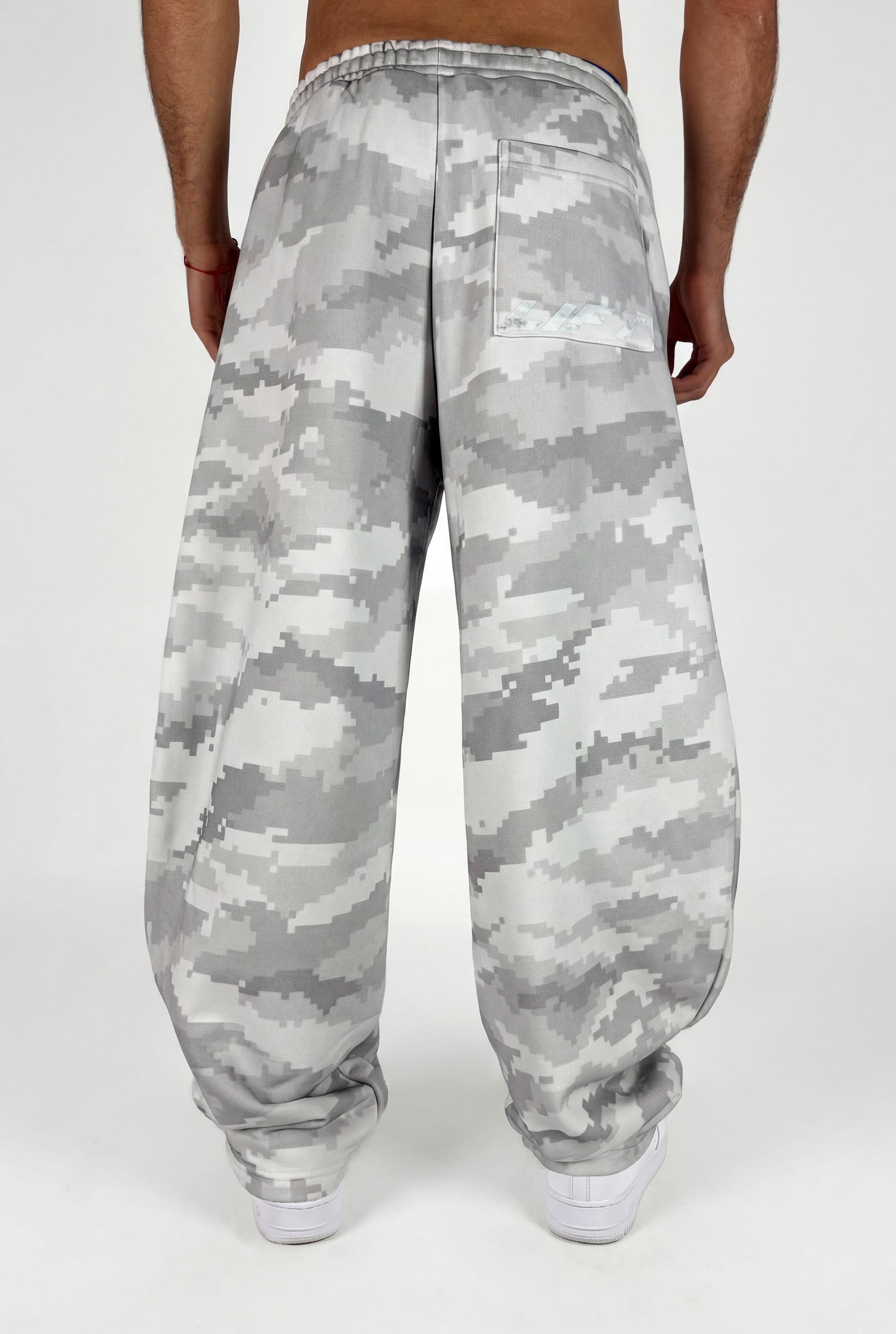 INVISIBLE JOGGERS GREY