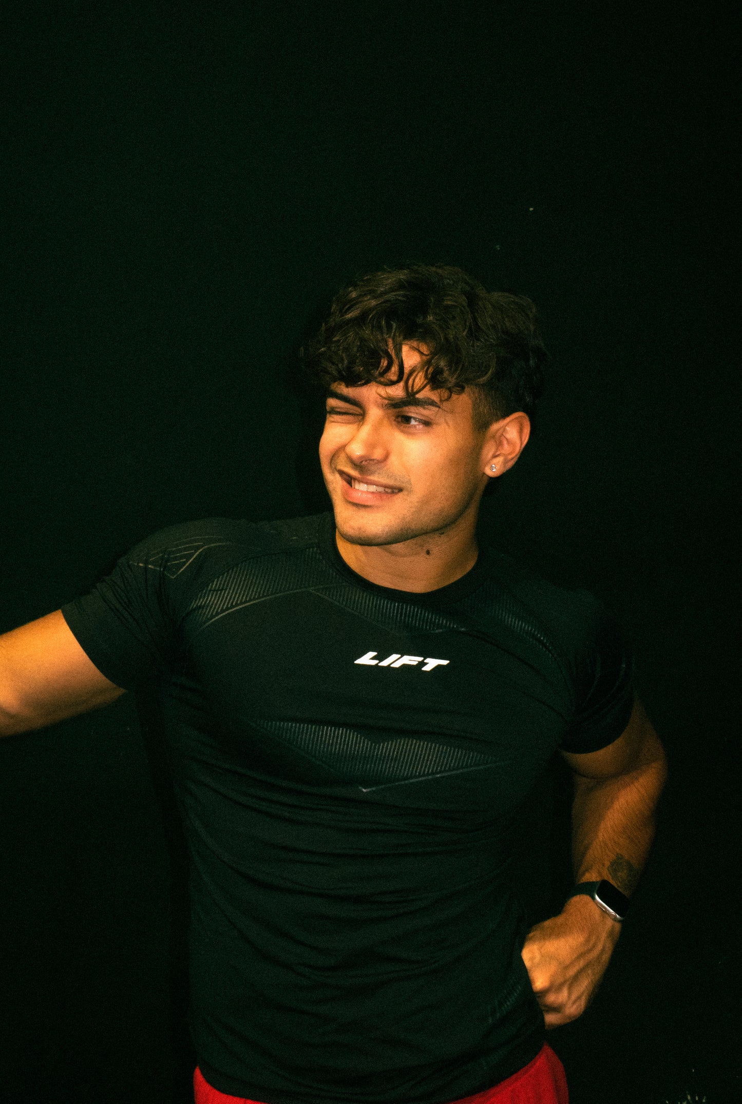 PERFECT BLACK COMPRESSION